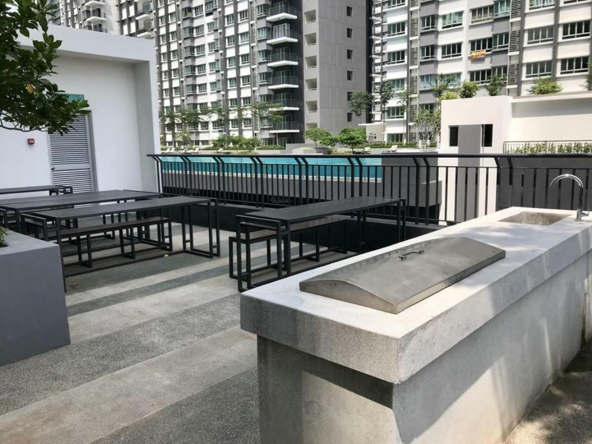 Az Homestay @ Southville City Bangi Bagian luar foto